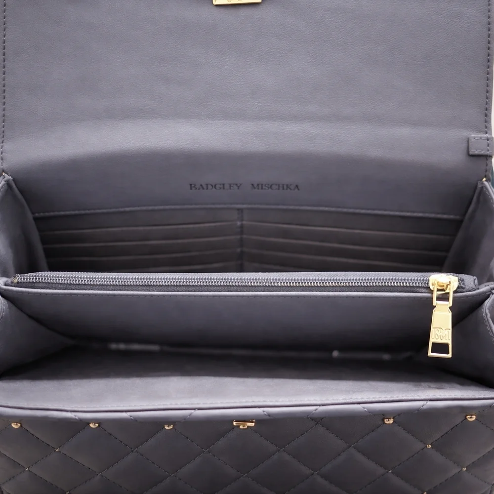 NWT Badgley Mischka Gray Quilted Clutch with Gold Accents - Picture 3 of 4